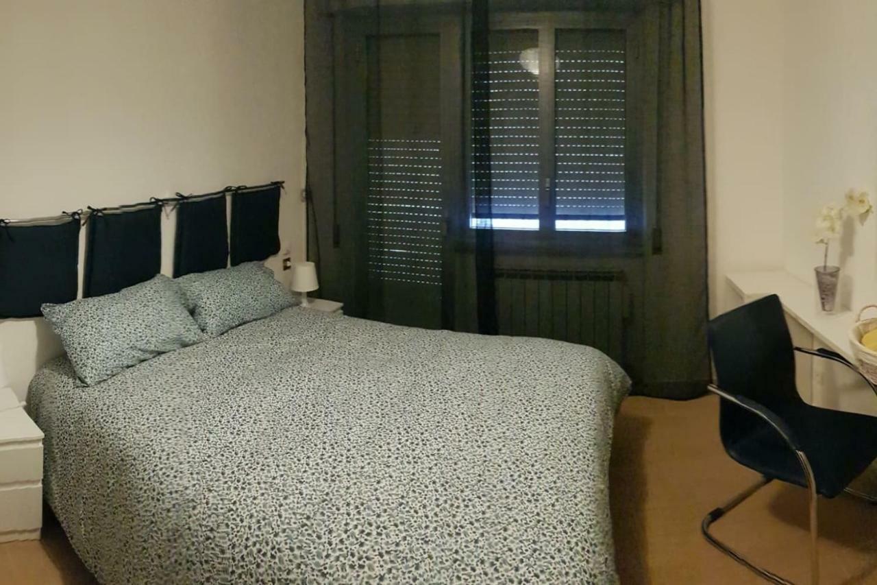 L'Approdo Del Re Apartment กาแซร์ตา ภายนอก รูปภาพ