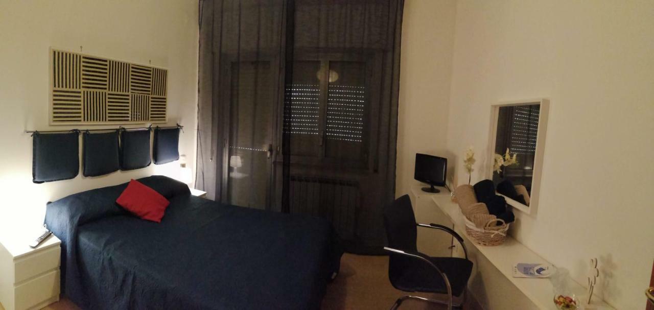 L'Approdo Del Re Apartment กาแซร์ตา ภายนอก รูปภาพ