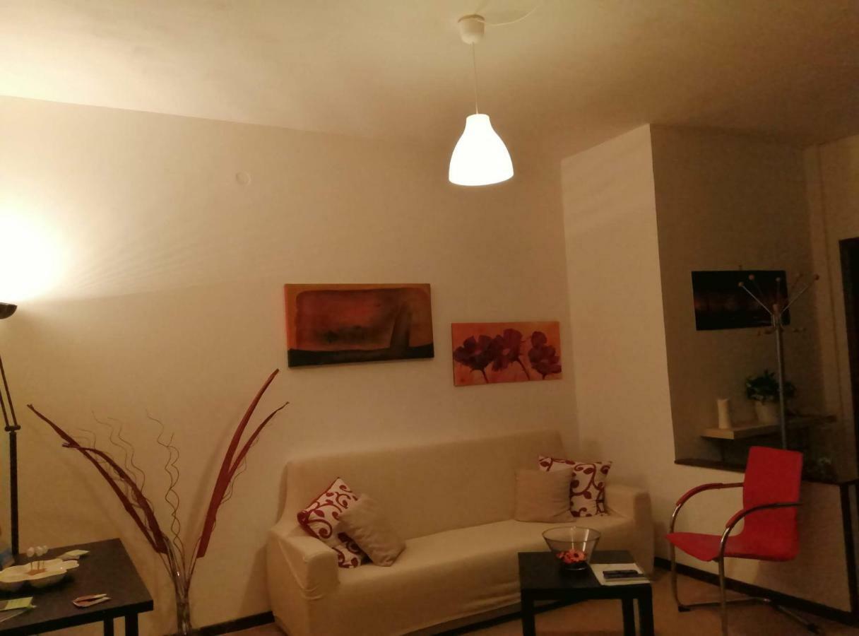 L'Approdo Del Re Apartment กาแซร์ตา ภายนอก รูปภาพ